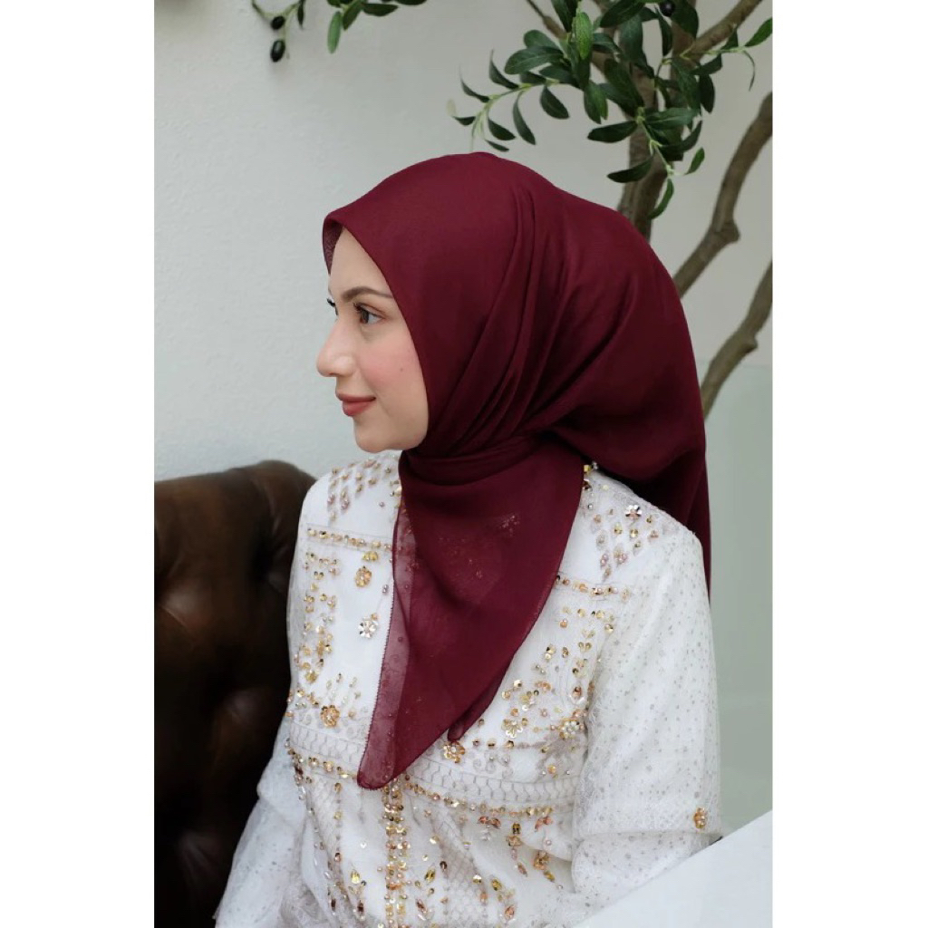 DEFECT SALE HIJAB PARIS by SARAH THE LABEL