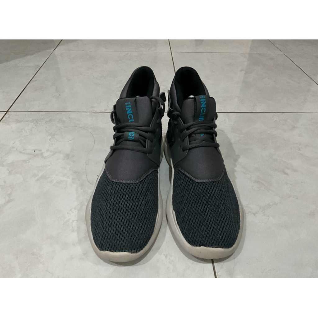 thrift preloved nike incursion