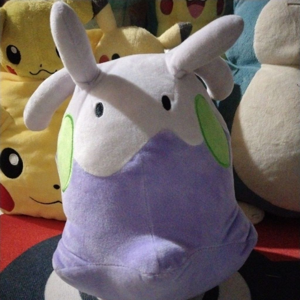 Boneka pokemon GLOOMY Banpresto