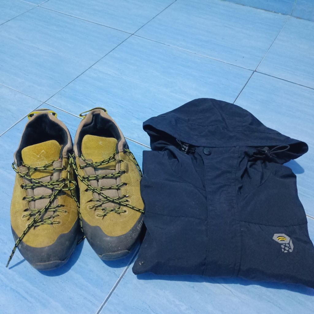sepatu outdoor salewa
