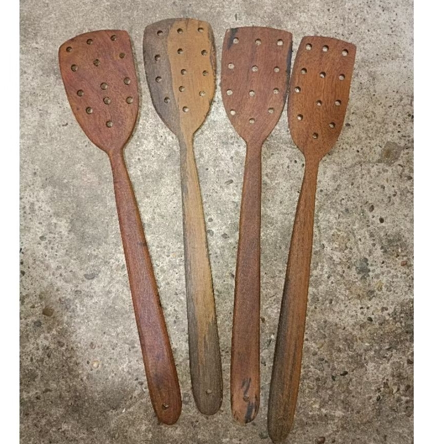 Sutil Spatula Kayu Kokoh Ulin Khas Kalimantan Alat Masak Spatula Masak Ironwood