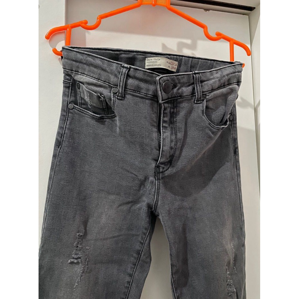 Preloved ZARA GIRLS ribbed jeans