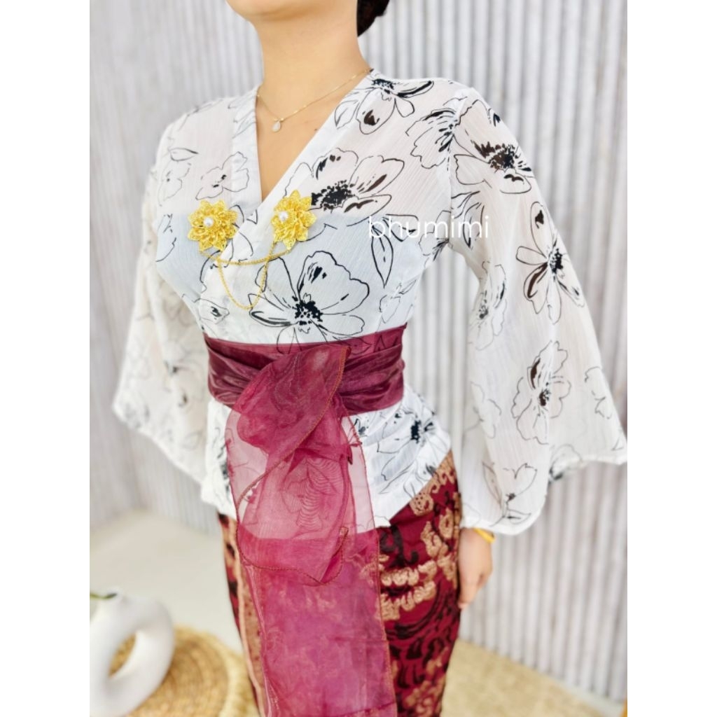 KEBAYA BUNGA KIMONO PUTIH/KEBAYA JADI MODERN/KEBAYA BALI/KEBAYA BUNGA/KEBAYA SIFON