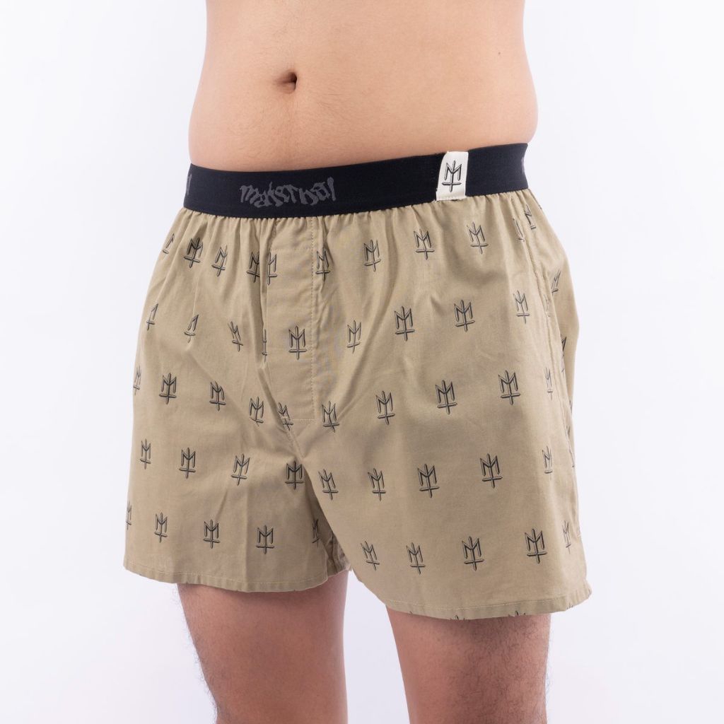 MATERNAL DISASTER - UWR 145 BOXER