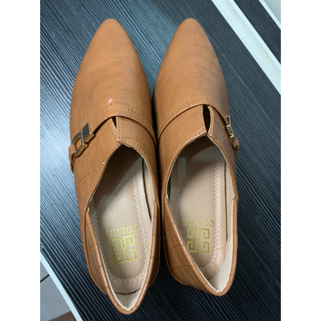 COLINE/sepatu kerja wanita