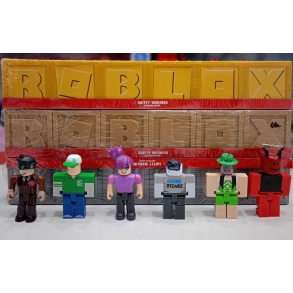 Mainan Action Figure Roblox Kemasan Box
