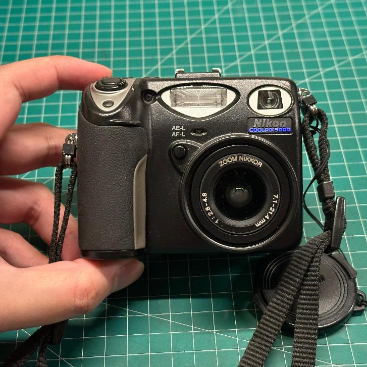 kamera digital vintage retro camdig digicam Nikon Coolpix 5000