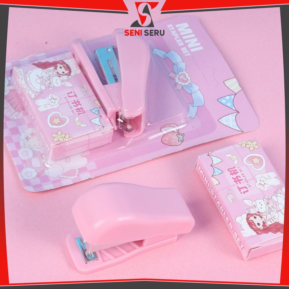 

Stapler Kecil Set Isi Hekter 24/6 Stasionary Perlengkapan Kantor Staples Mini Set Karakter Animal Warna Pastel Portable Seni Seru A50