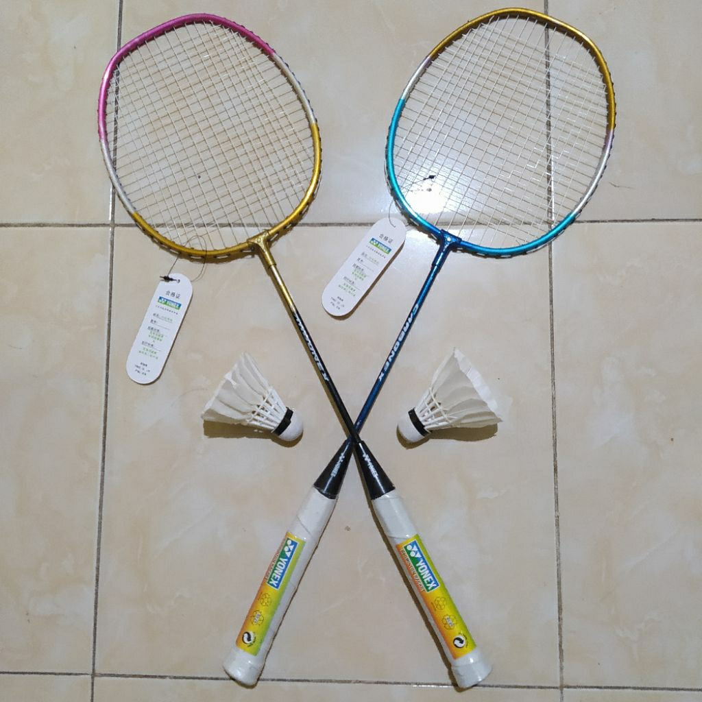 Sepasang raket anak bonus cock siap main 2 raket 2 cock