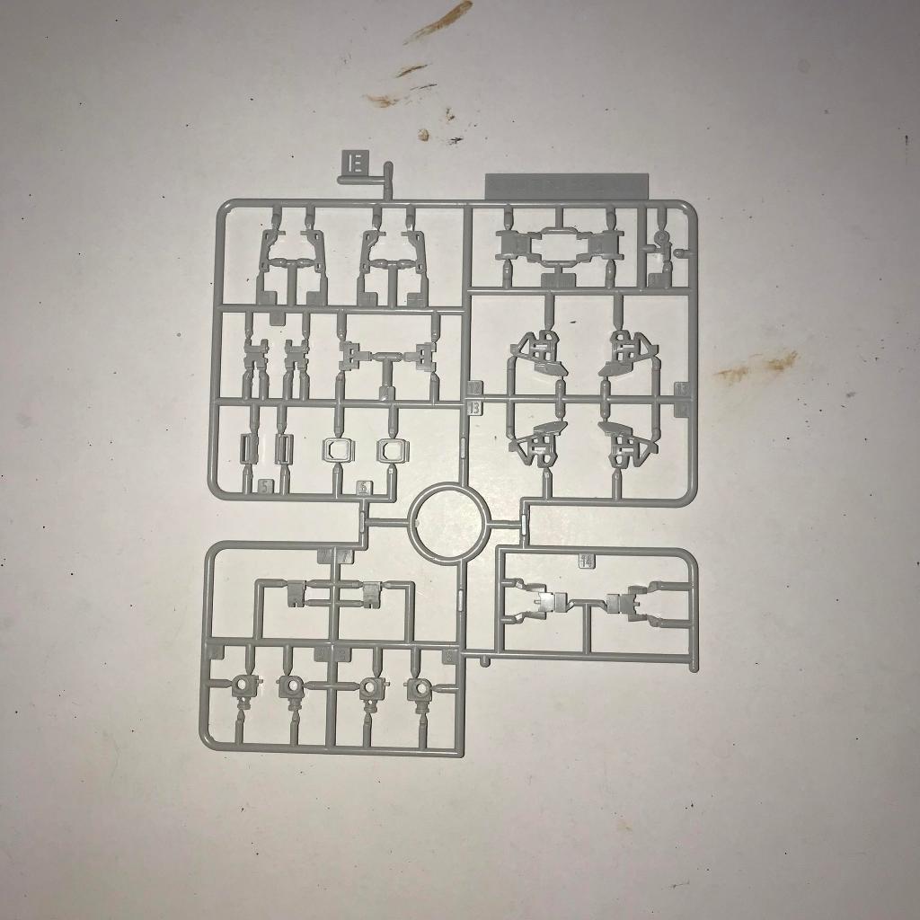 RG 40 RG RX-78-2 Gundam Ver 2.0 Part | Runner E | Nomor 01-34
