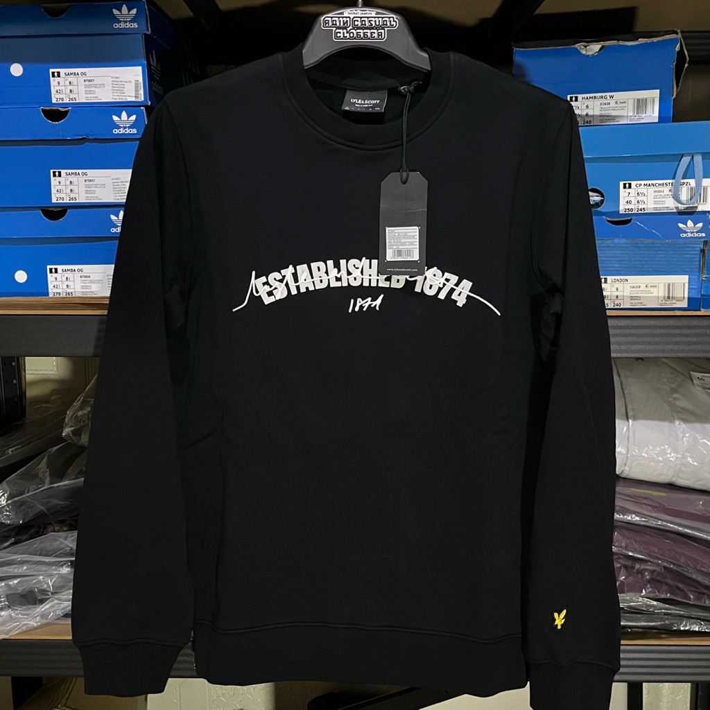 Lyle & Scott Established 1874 Graphic Crewneck Black