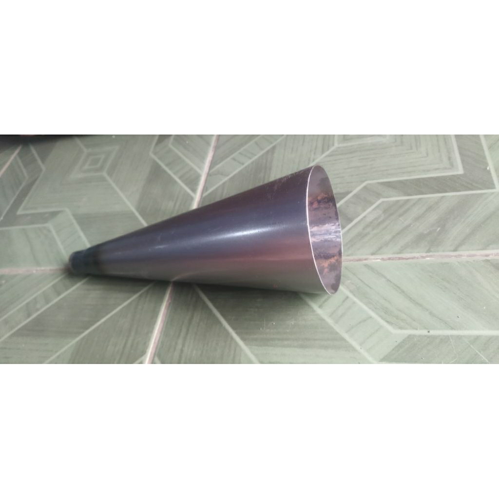 Kerucut knalpot ukuran sesuai pesanan