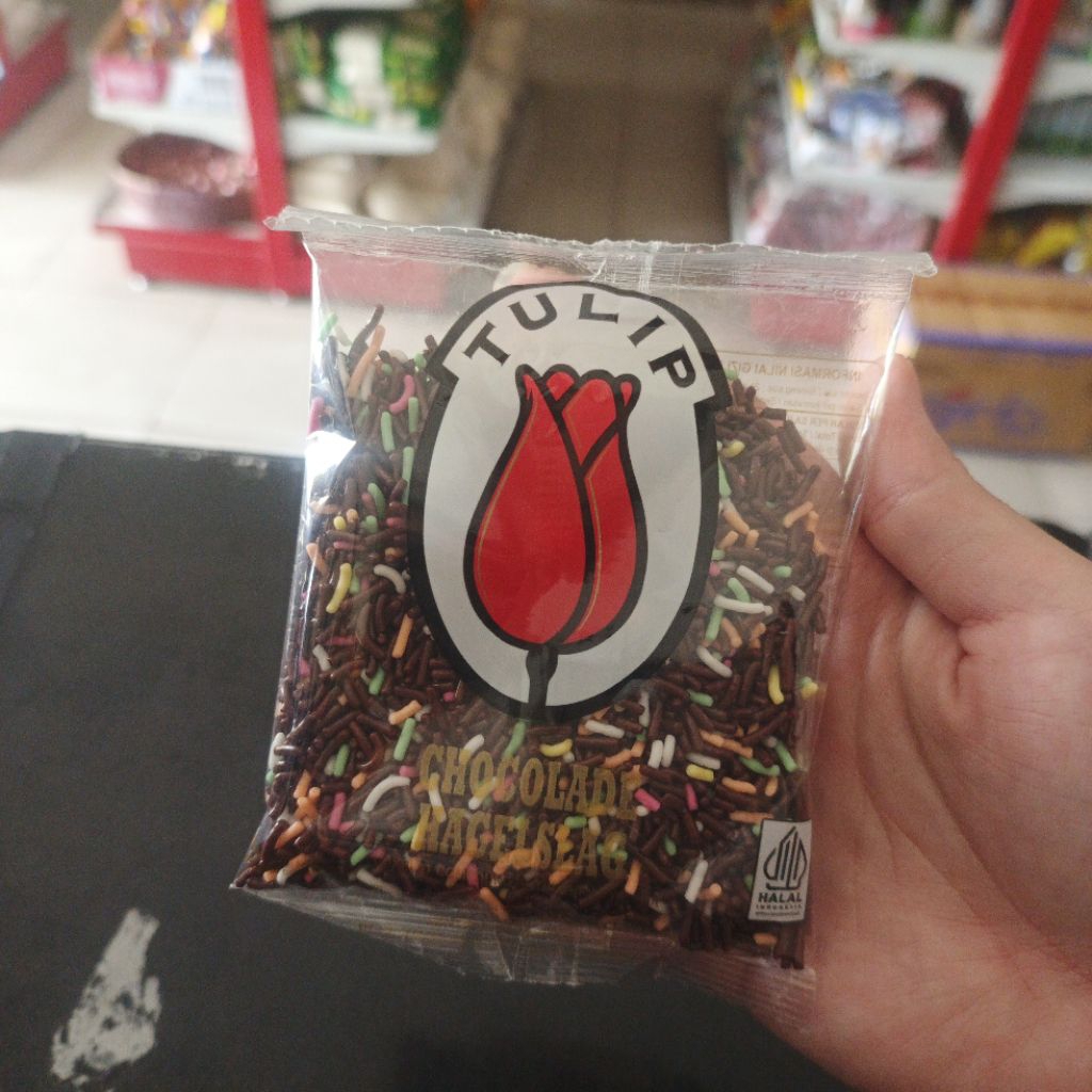 

Tulip Meises Coklat Rainbow 75gr