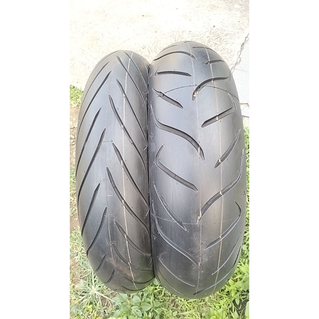 Dunlop sportmax d222. 160/60-120/70-17