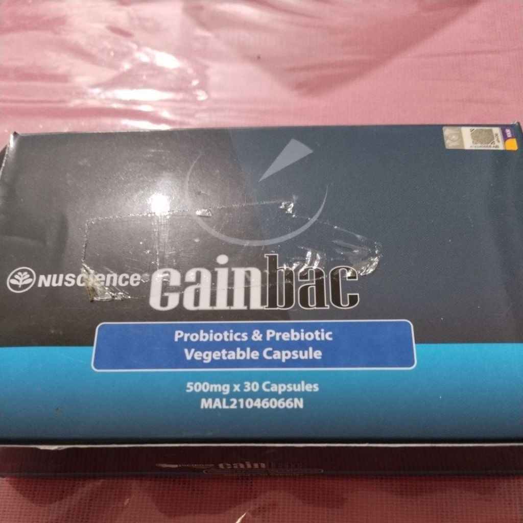 Satu strip Nuscience Gainbac Probiotic and Prebiotic vegetable capsule