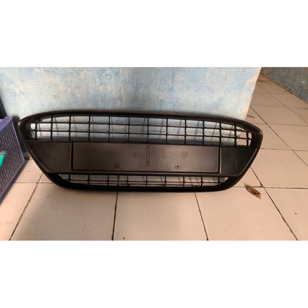 Grill grille Rambang ram ford fiesta s sport non chroom tahun 2011-2012 original