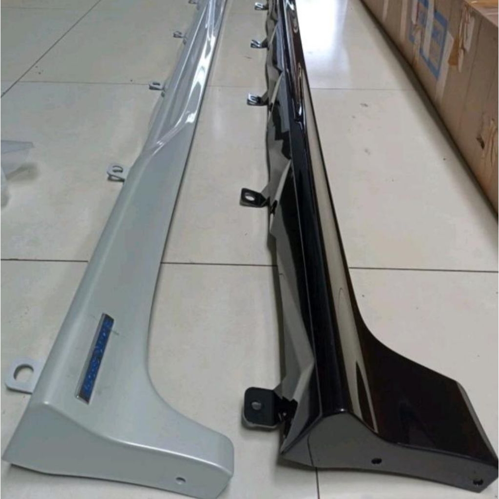 Sideskirt bodykit samping suzuki ertiga sporty original 2018up