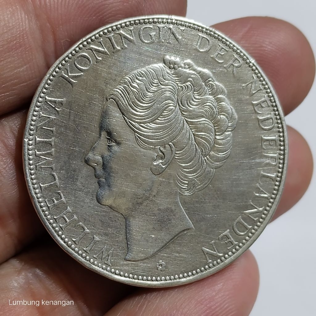 koin Silver Wilhelmina 2,5 Gulden 1933 Deep hair Koin perak