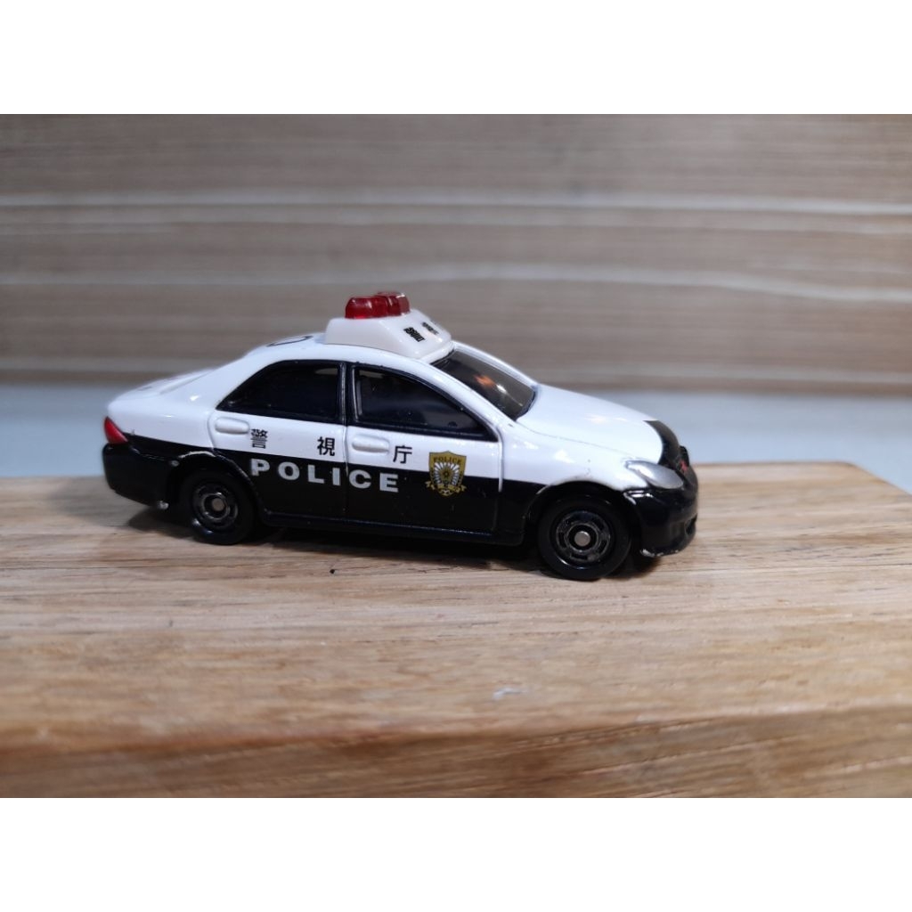 Tomica  premium Toyota Crown police Patrol limited /truck/ heavyduty/sportcar/supercar/ unik car/ cu