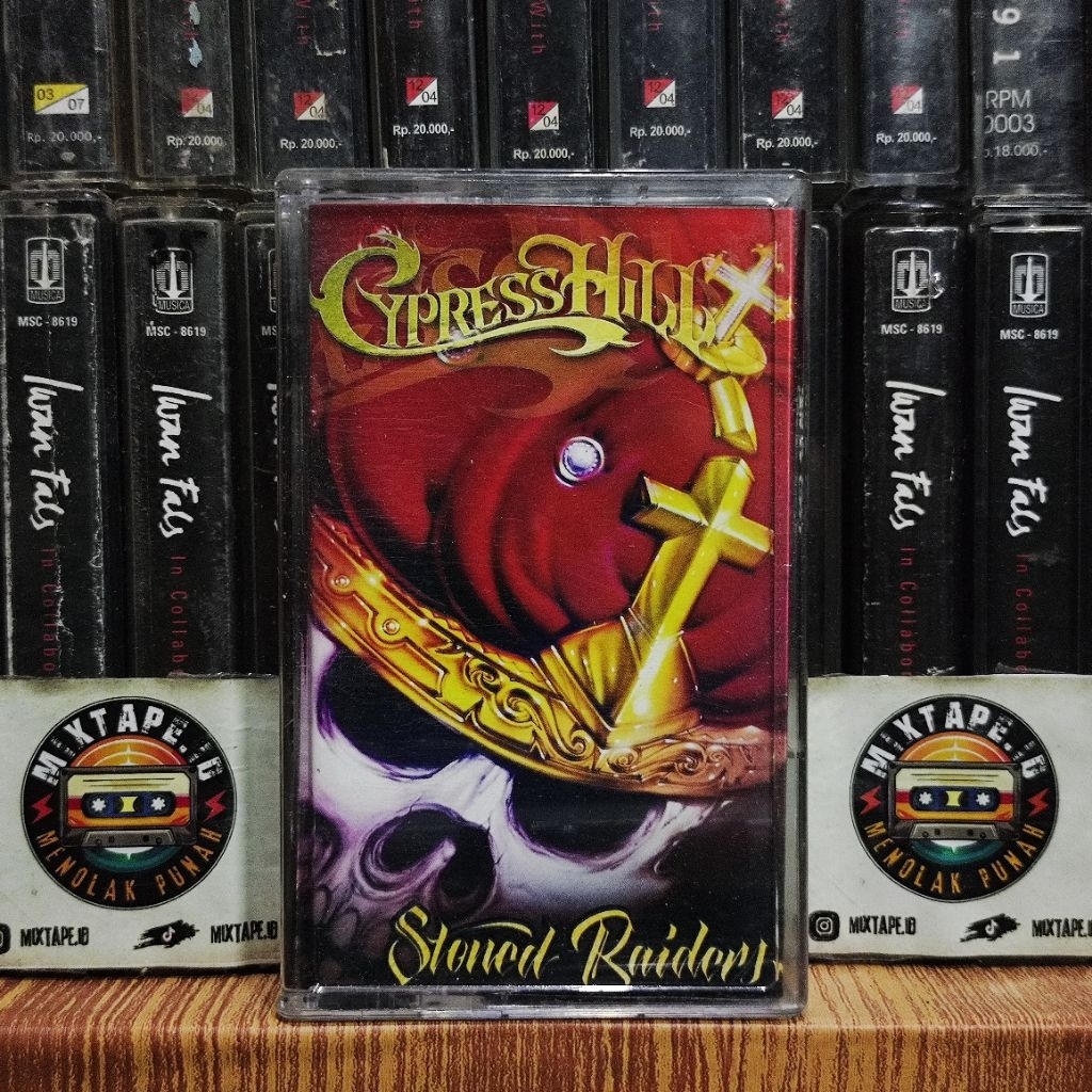 Kaset Pita - Stoned Raiders - Cypress Hill - Radio Tape - Kaset - Radio - Pemutar Kaset - Retro - Cl