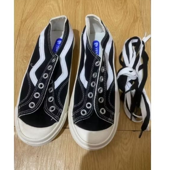 Ventela/Sepatu Sekolah Anak