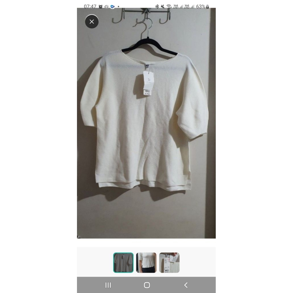 uniqlo 3d knit white with price tag