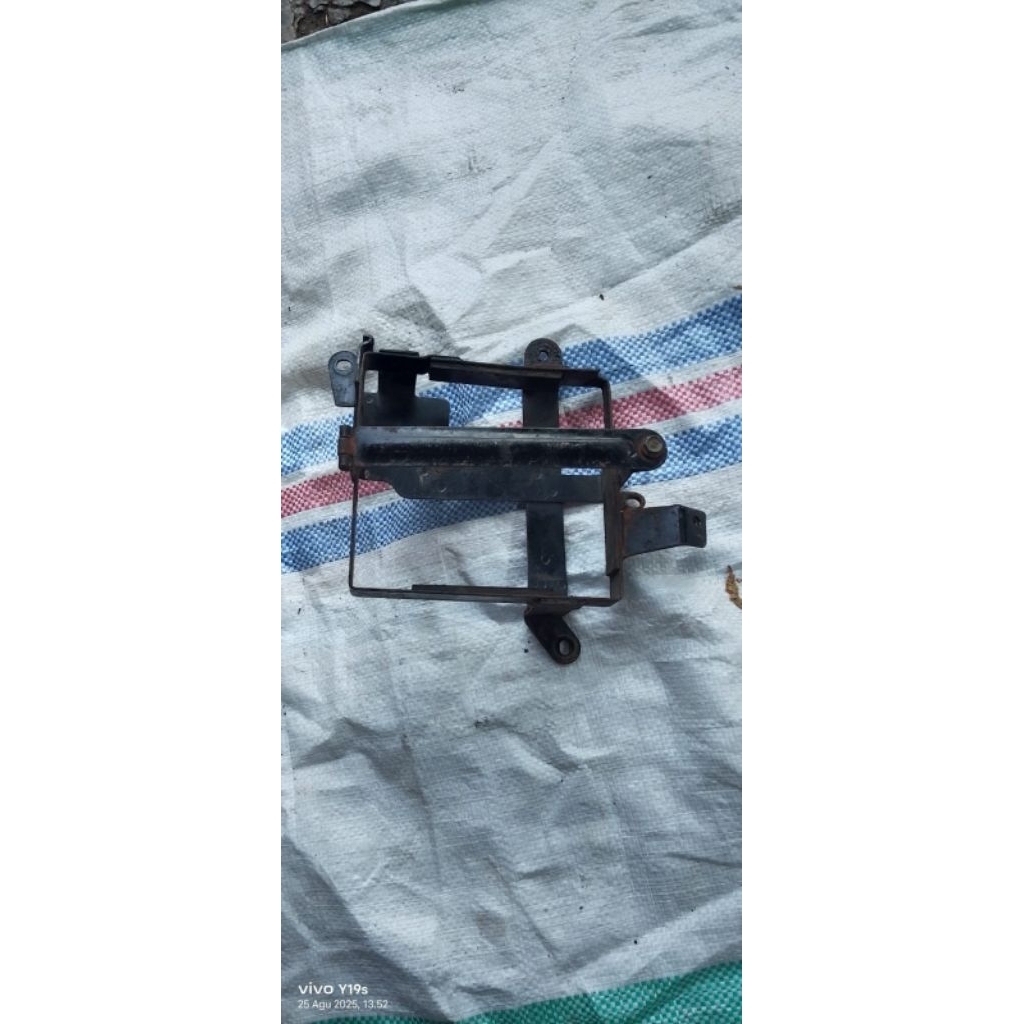 Tempat Aki Pangkon Aki Dudukan Aki Honda Tirev Tiger Revo Ori Copotan Motor