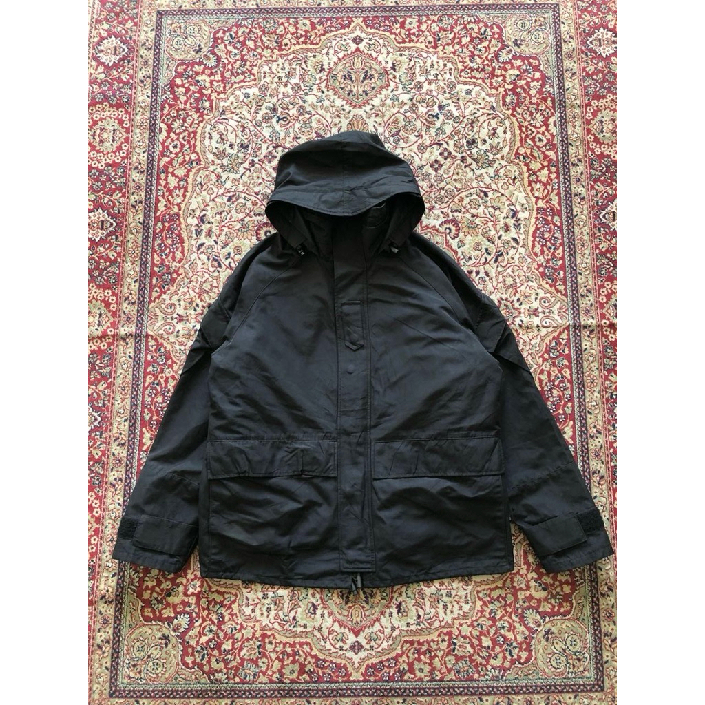 Avirex ecwcs gen 2 waterproof jacket Vintage avirex Usa military jacket G185