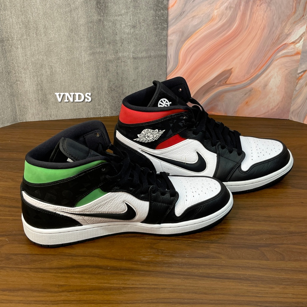 VNDS AIR JORDAN 1 MID QUAI 54