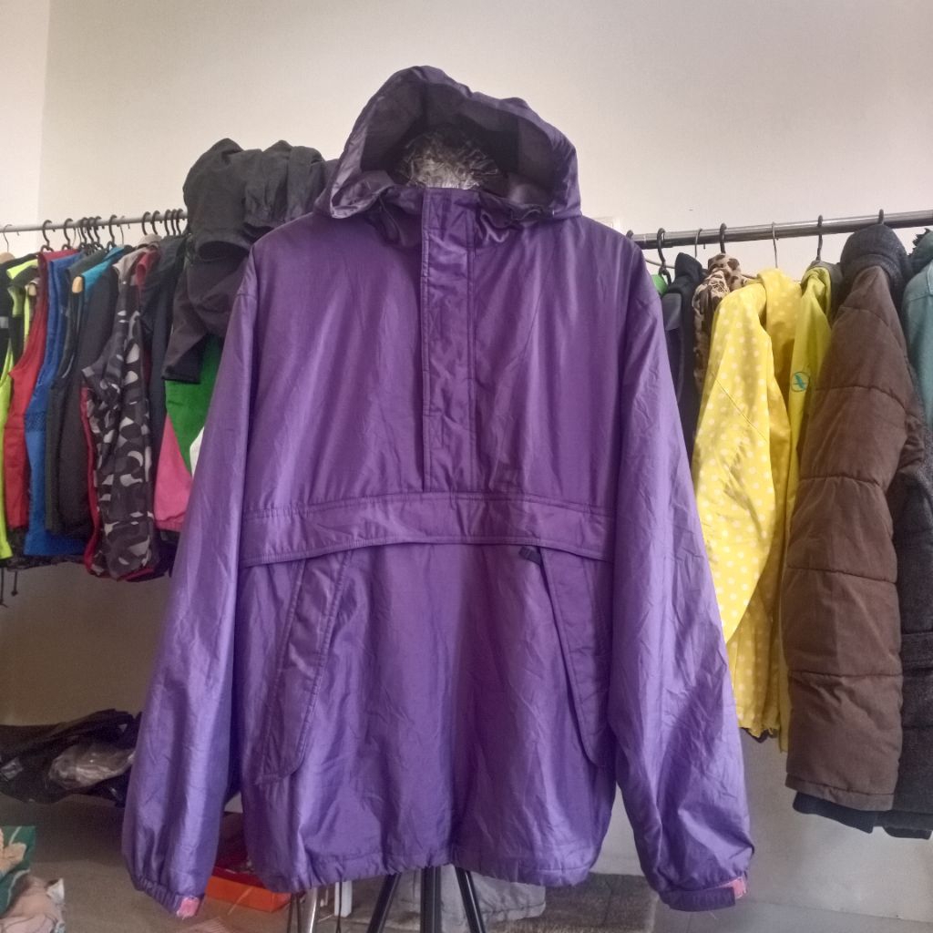 JAKET OUTDOOR UNIQLO ANORAK