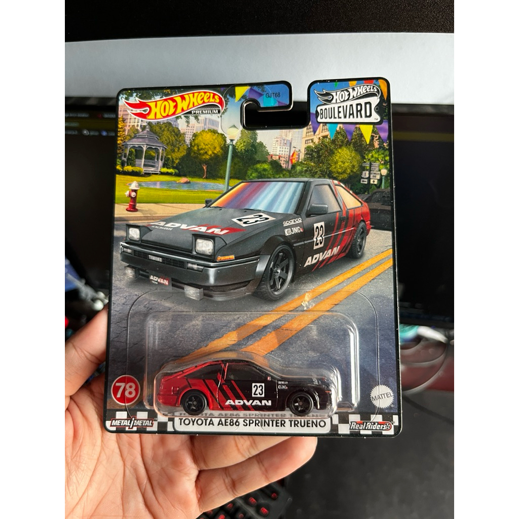 Hotwheels Premium Boulevard Toyota AE86 sprinter trueno