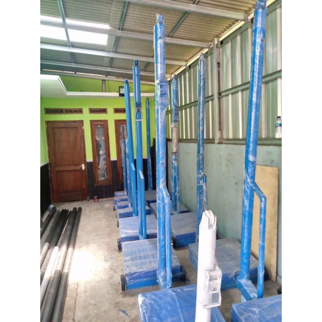 Tiang net Voli portable dan tanam serbaguna