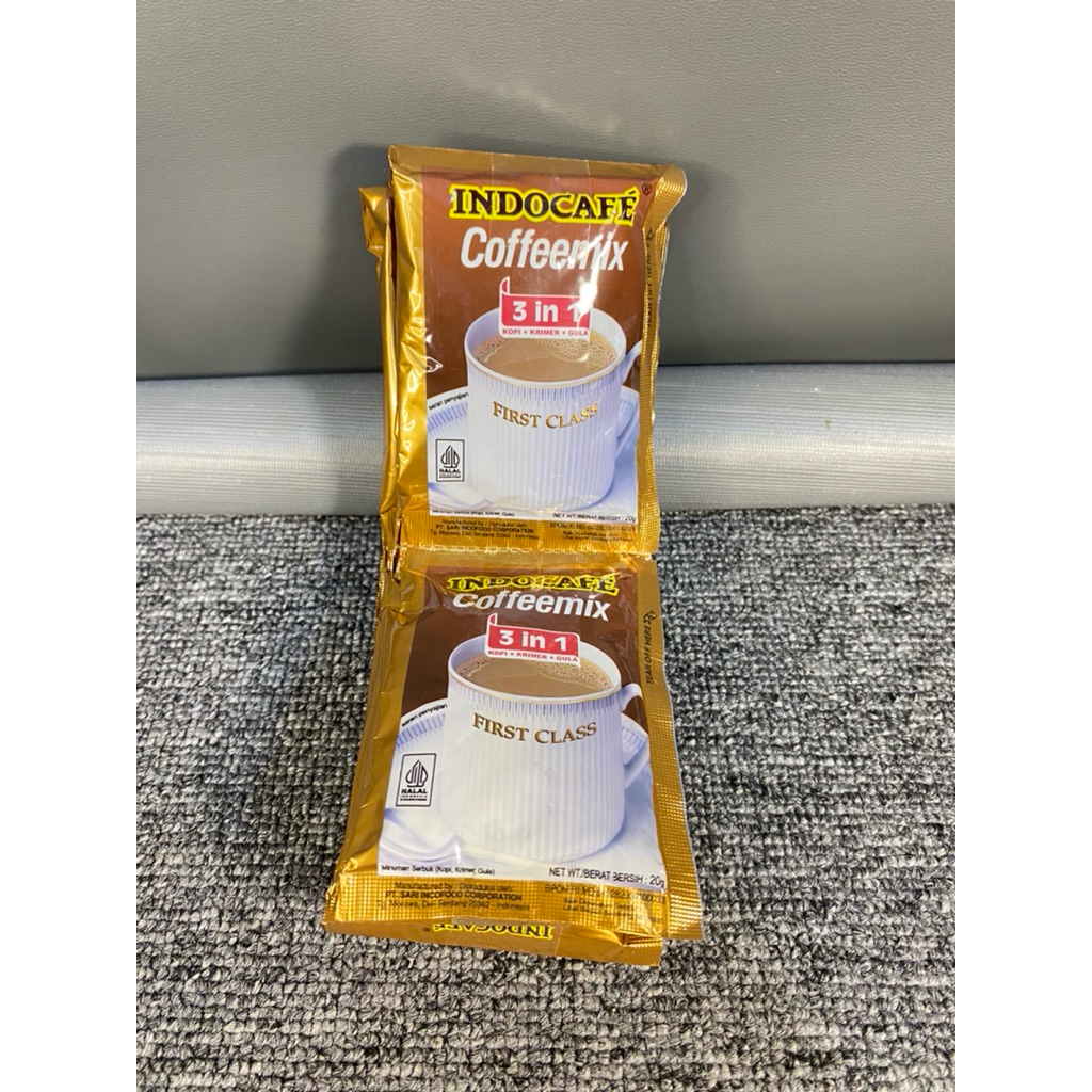 

INDOCAFE COFEEMIX 3in1 20gr 1 RENCENG ISI 10SACHET