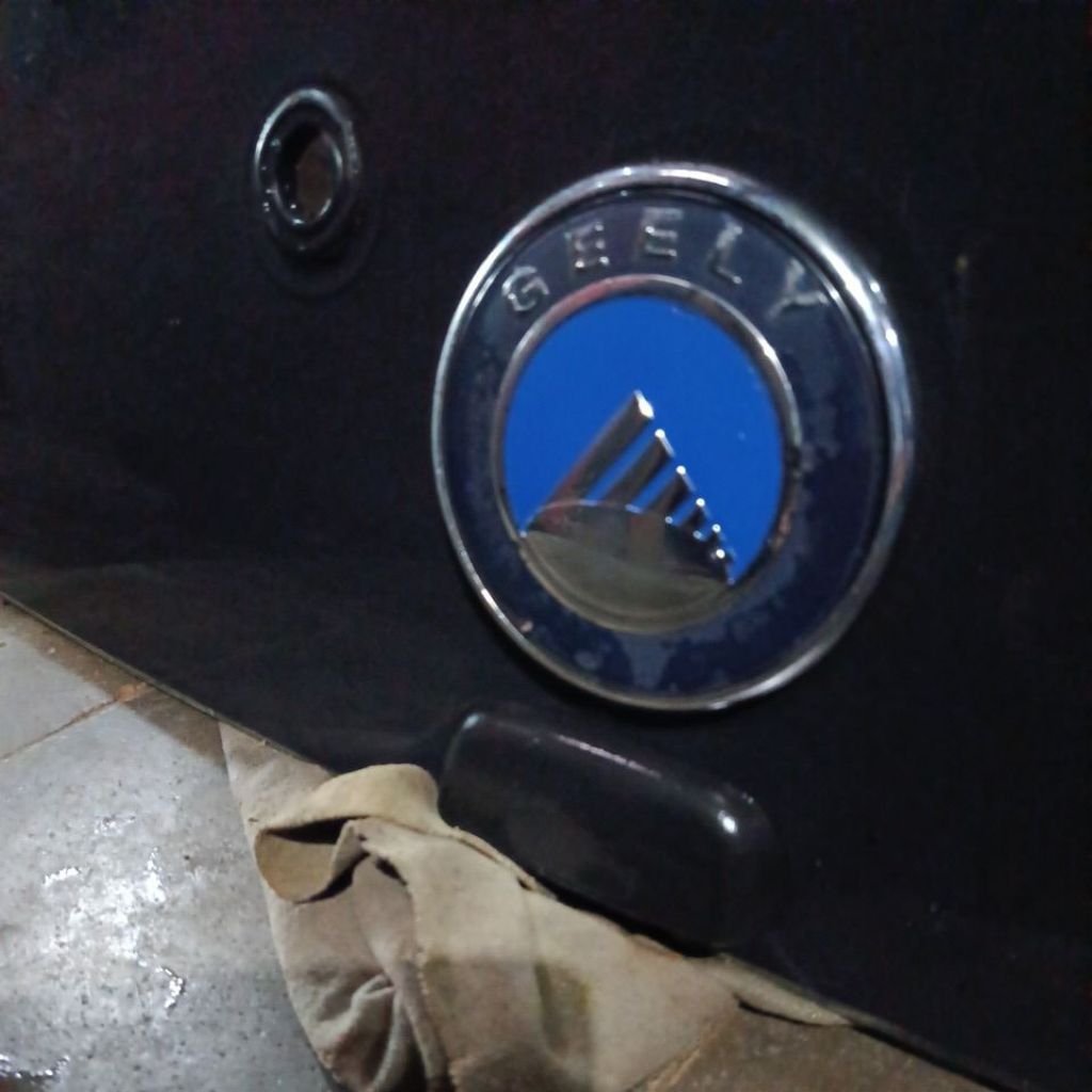 emblem logo geely panda lc