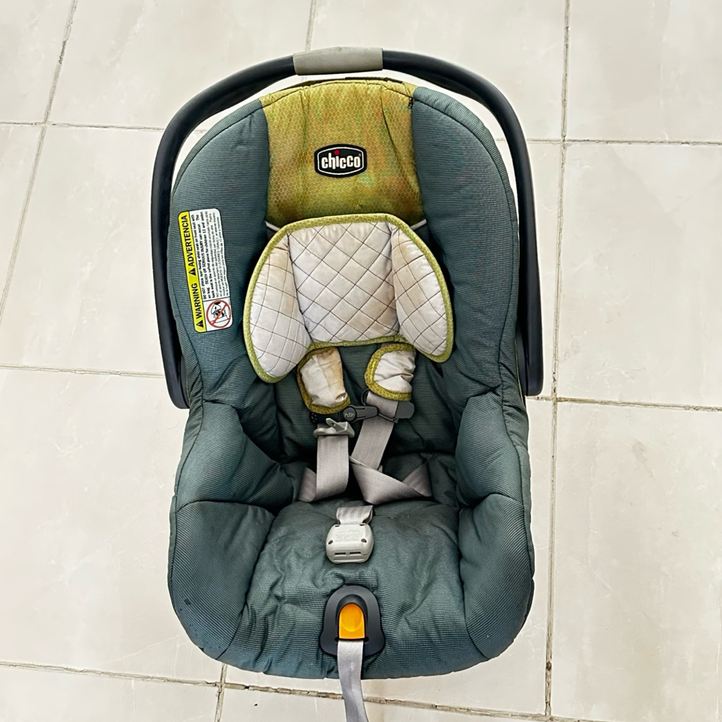 Preloved Car Seat Chicco