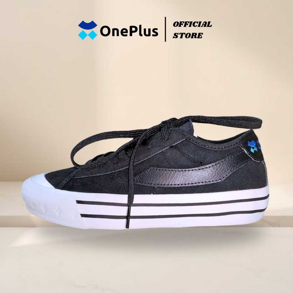 Delta Street - Hitam Strip Hitam | Sneakers Kasual Kets Sepatu Cewe Sneaker Cowo Original Terbaru