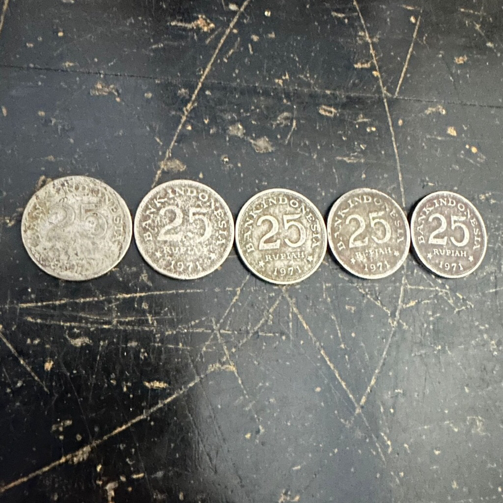 Logam Asli Kuno 25 Rupiah. Harga tertera untuk 5 Pieces Sesuai Foto Iklan