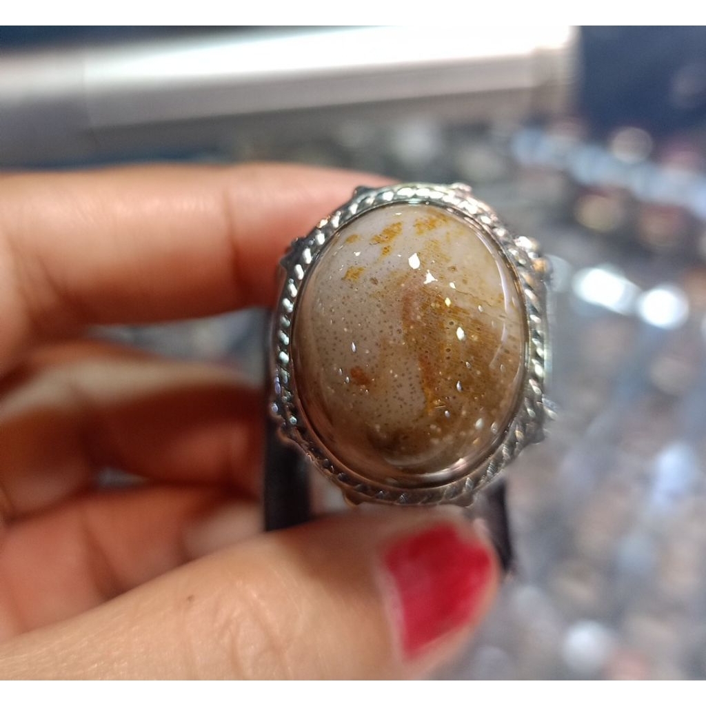 Cincin Batu Fosil kelor(natural)