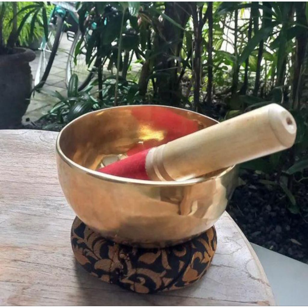 Tibetan singing bowl Nepal