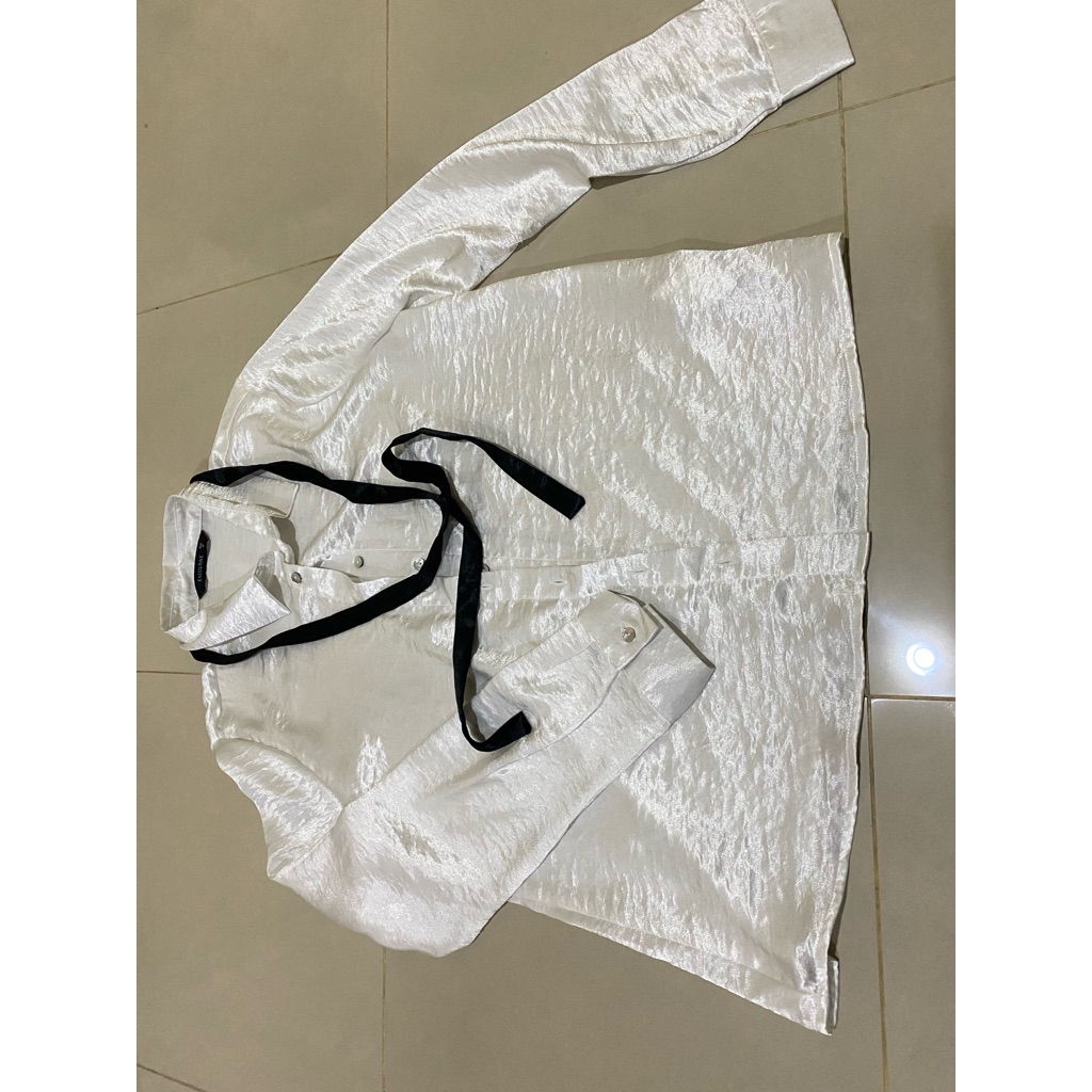 kemeja putih executive