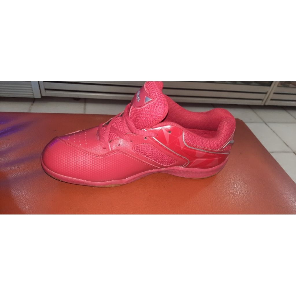 sepatu badminton ardiles