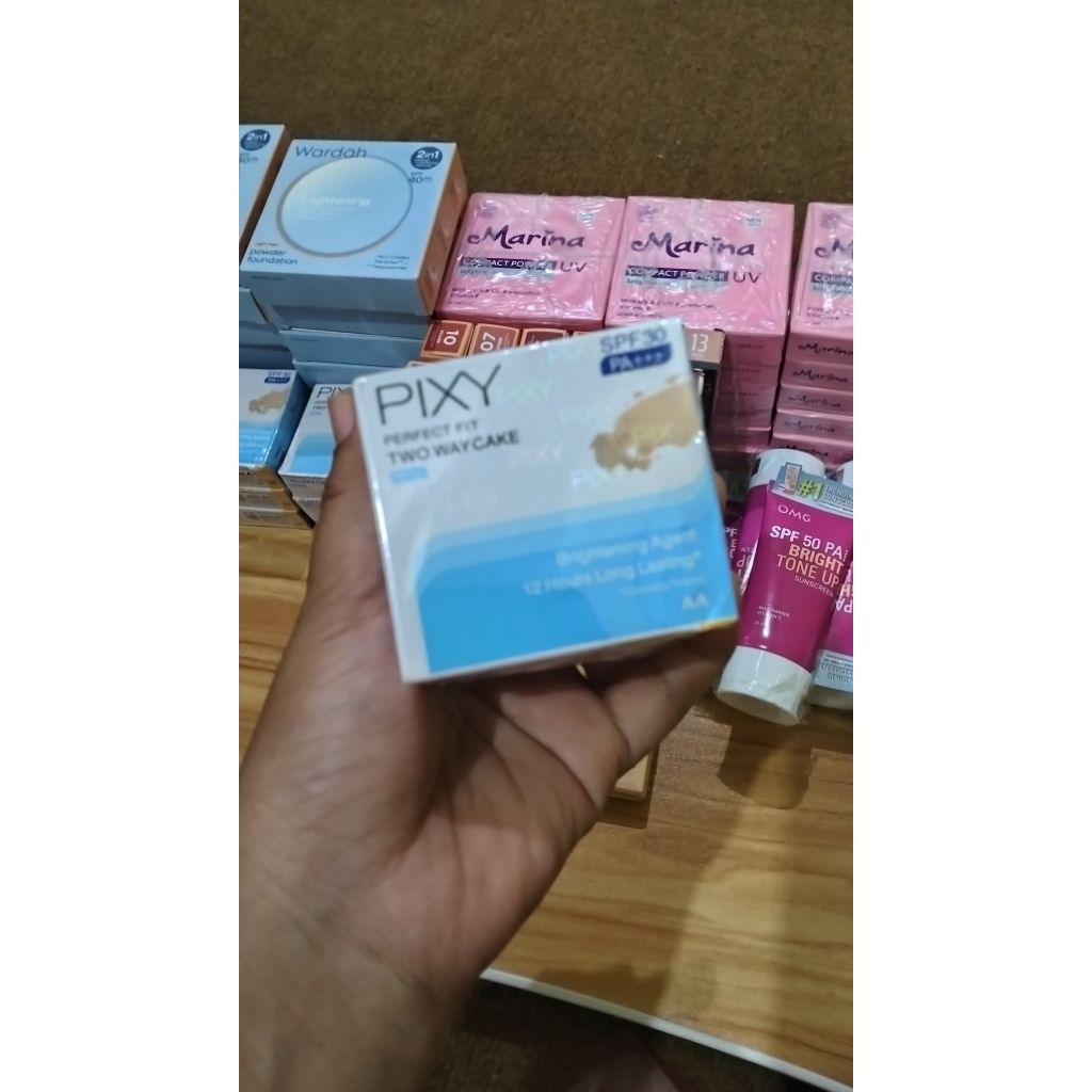 BEDAK PIXY REFIL | Pixy two way cake
