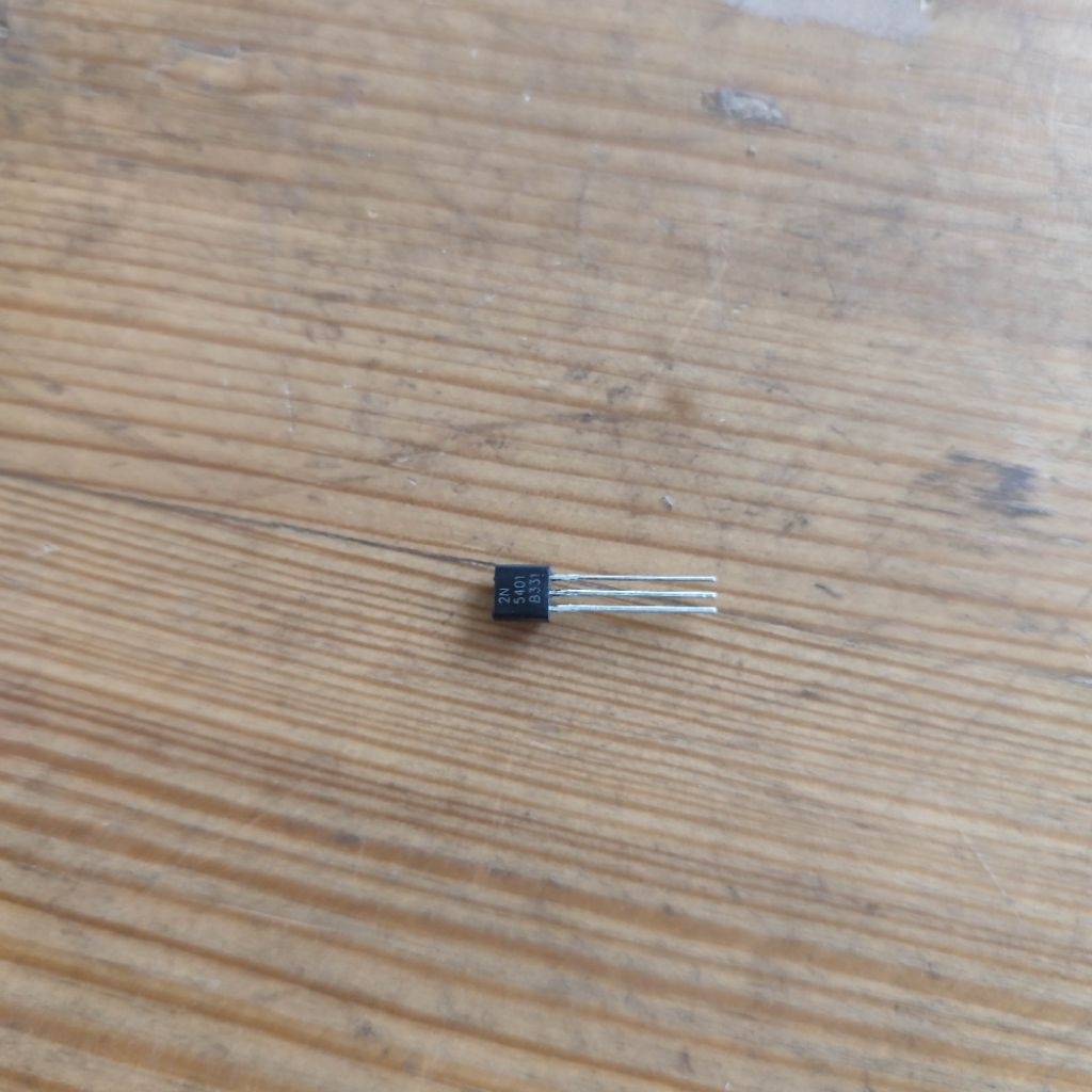 TRANSISTOR 2N5401 2N 5401 TR 2N5401 2N 5401 KAKI 3