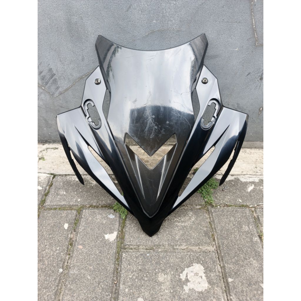 Fairing tameng batok lampu depan Cbr 150 R Led original copotan