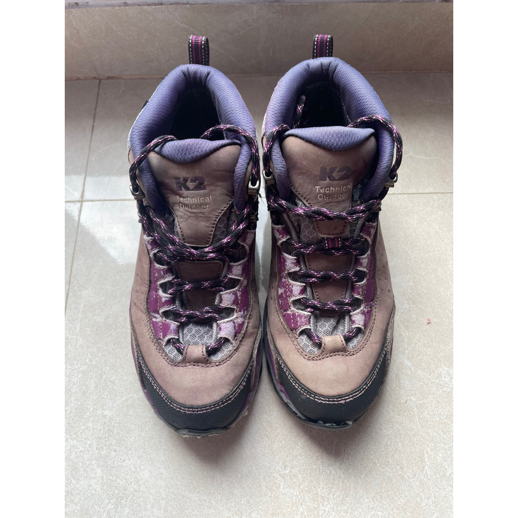 Sepatu hiking gunung wanita K2 warna ungu