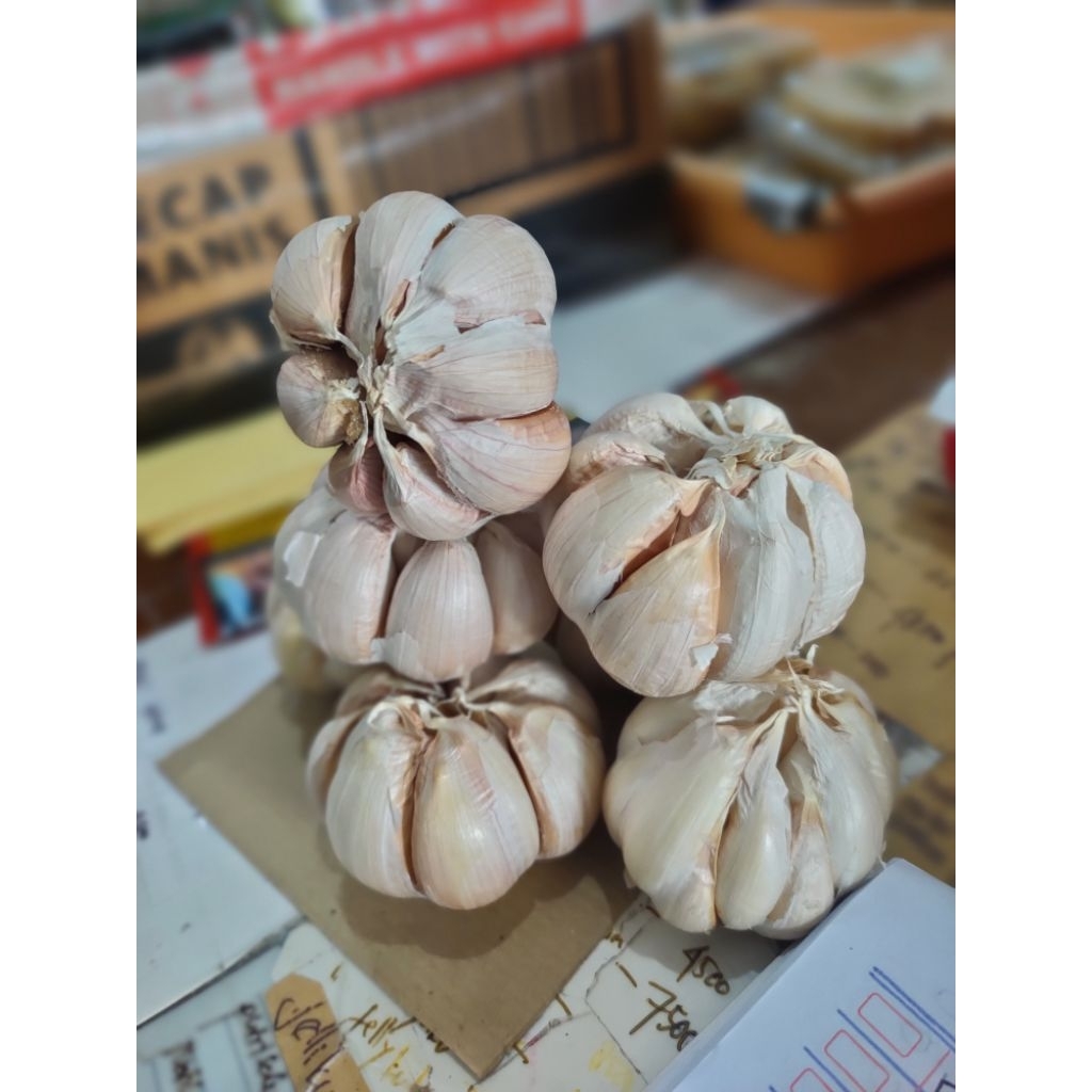 

Bawang Putih Bersihan /ORI Segar [ 500 gram Tanpa kulit pertama]