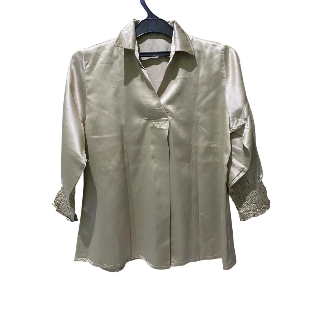 baju silk hijau sage