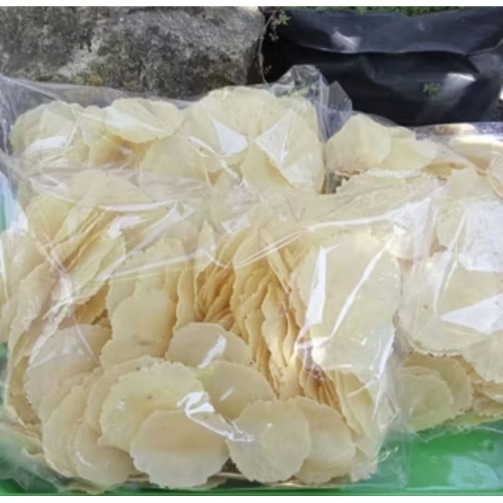 

( COD ✓ ) 100gram Emping Melinjo Mentah Super tipis fress siap goreng