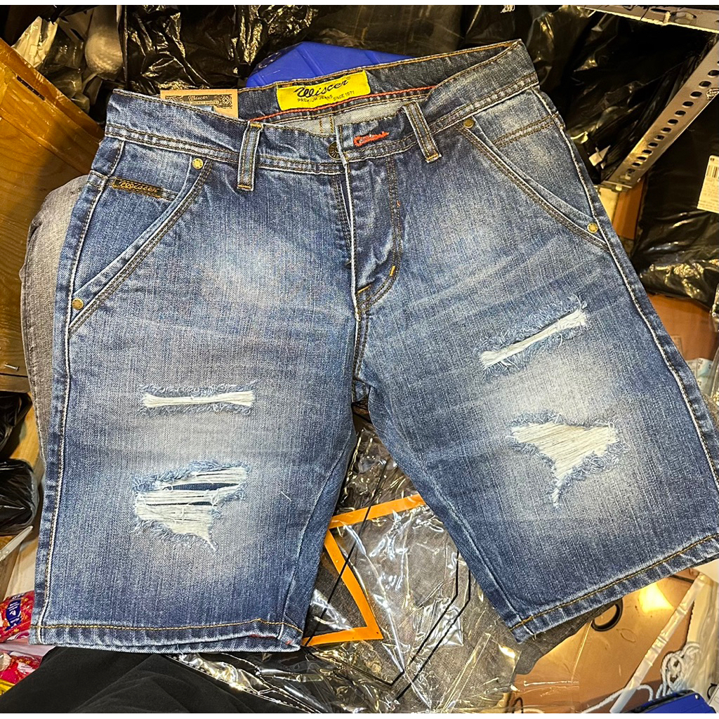 Celana pendek jeans/Celana jeans wiscer sobek/Celana jeans pendek pria/Celana jeans pendek distro/Ce