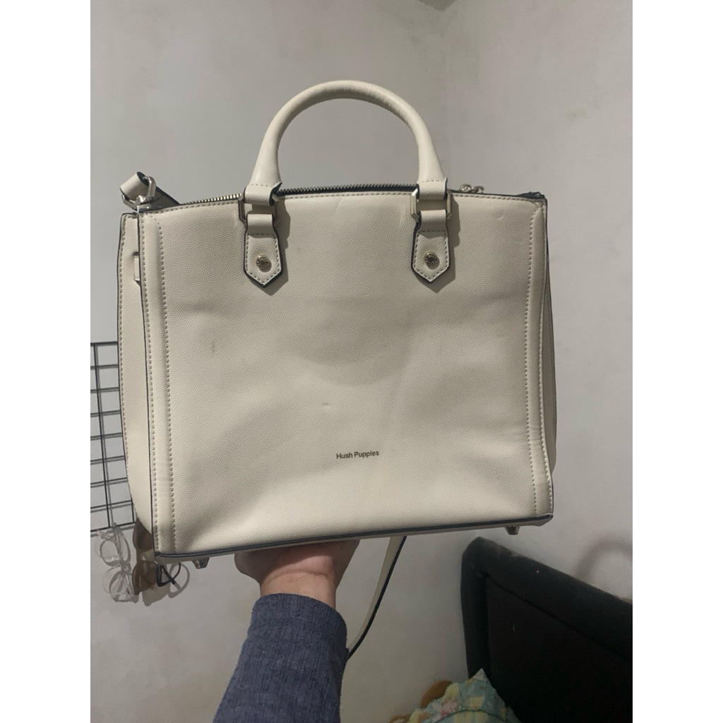 Tas Hush Puppies Original Sheila Top Handle (L) preloved bag tas wanita main handbag